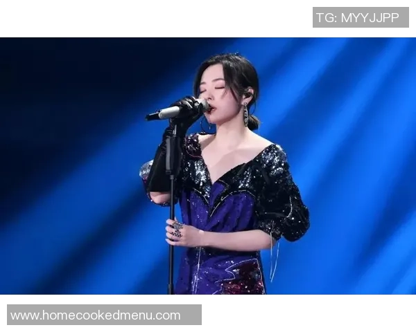 足球场上的梦想女主角 她如何成为耐克广告的璀璨星光