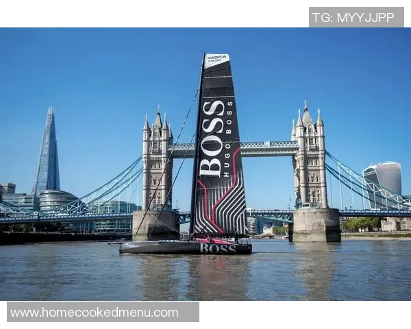 足球场小球星标识图案设计创新理念与视觉呈现分析