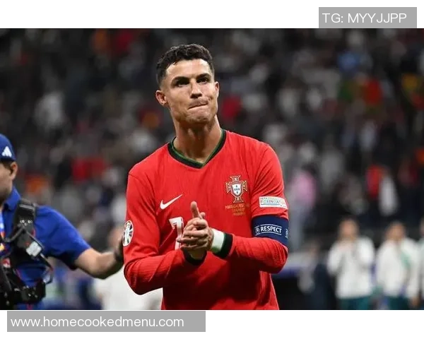 韩国足球明星排名前十揭秘 这些球员的实力与成就你知道多少